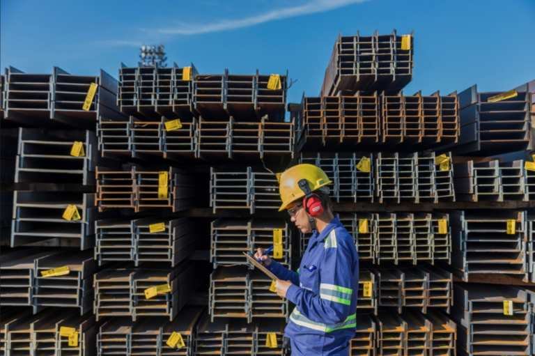 Garantir a segurança em ambiente industrial requer robustez para gerar visibilidade de processos, inventário de ativos, controle e escalabilidade em nuvem.