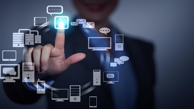 Os clientes que adotam todo o pacote de serviços gerenciados obtém uma economia de cerca de 50% em relação ao que estavam gastando.