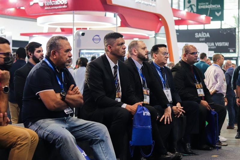 A ISC Brasil se fortalece como hub de negócios, inovação e troca de conhecimento, reunindo tecnologias e oportunidades estratégicas no setor de Segurança.