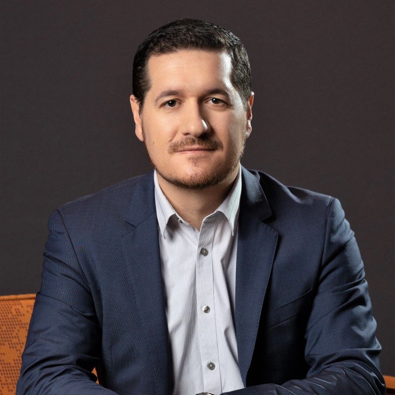 Além de demonstrar soluções com foco em IA com diversos parceiros, a Intel participa dos debates no Palco 360° com Pietro Colloca e Fabiano Sabatini.