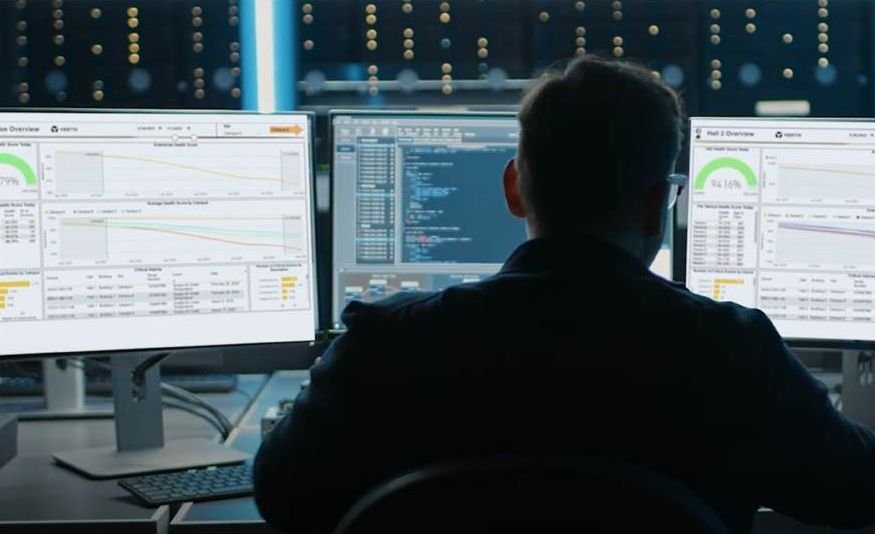 A aquisição integra os investimentos da empresa em tecnologias de monitoramento e controle baseadas em IA para melhorar a infraestrutura digital crítica.