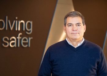 Integradores e canais de segurança são estratégicos por estarem à frente dos projetos, promovendo ajustes, treinando equipes e reforçando governança.