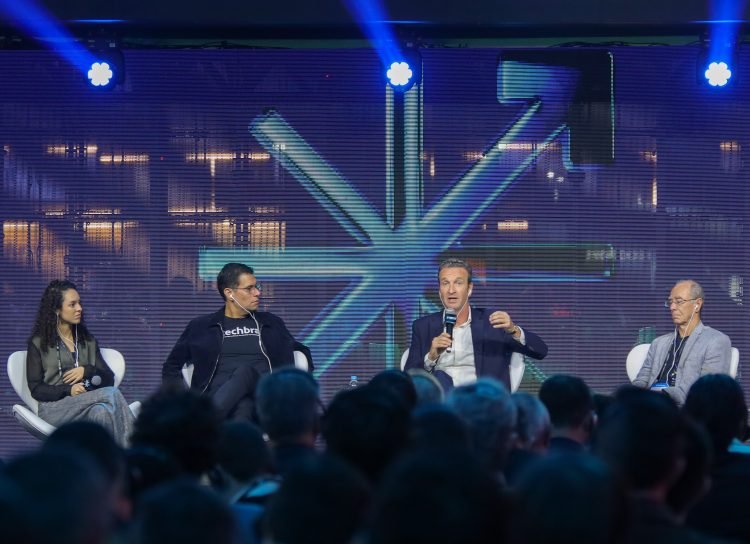 A Capgemini mostrou como a transição dos pilotos de IA Agêntica vem transformando a realidade das operações no dia-a-dia das instituições financeiras.