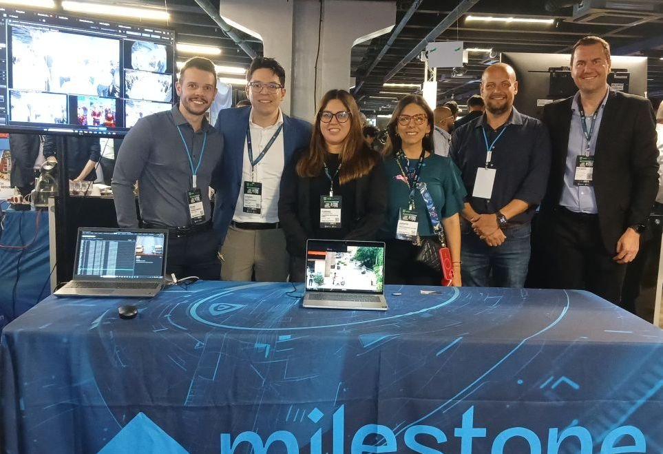 O SEG Summit serviu de vitrine para a estratégia da Milestone Systems em analíticos de vídeo, Inteligência Artificial e Segurança do Dados.