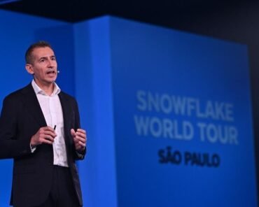 A programação do evento da Snowflake debateu a aplicação de IA nos mais diversos aspectos da tecnologia, apresentando de uso em processos empresariais.